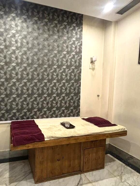 Aavya Wellness Spa Salon at Piccadilly Lucknow