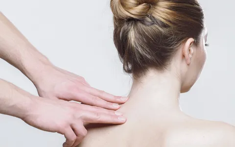 Back Shoulder Head Massage Aavya Wellness Spa Salon